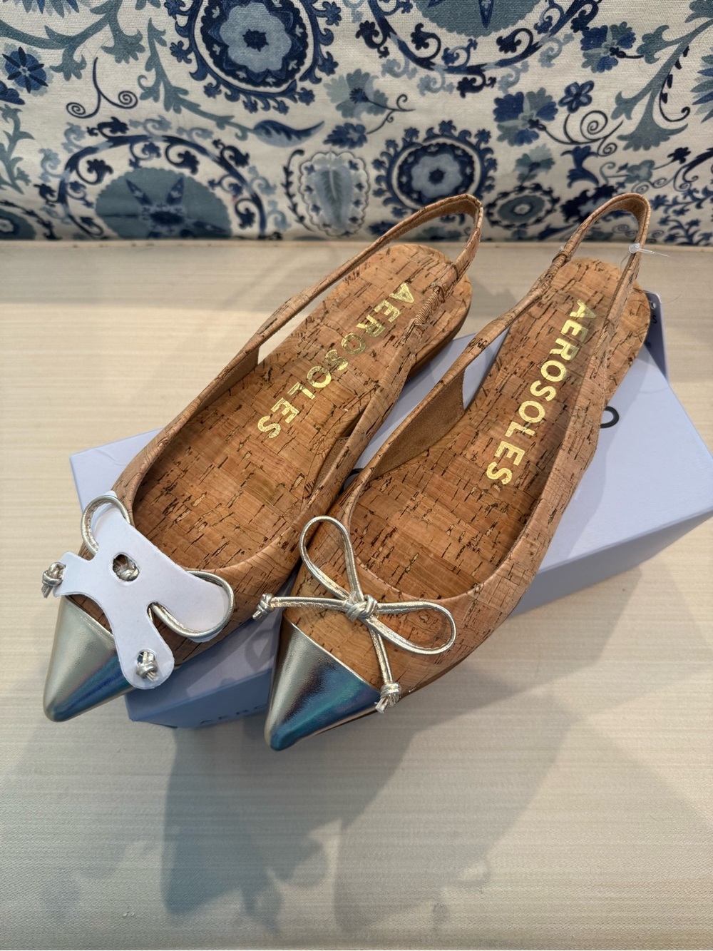NWT Aerosoles Donna Cork Silver Cap Toe Bow Slingback Flats Size 8.5M